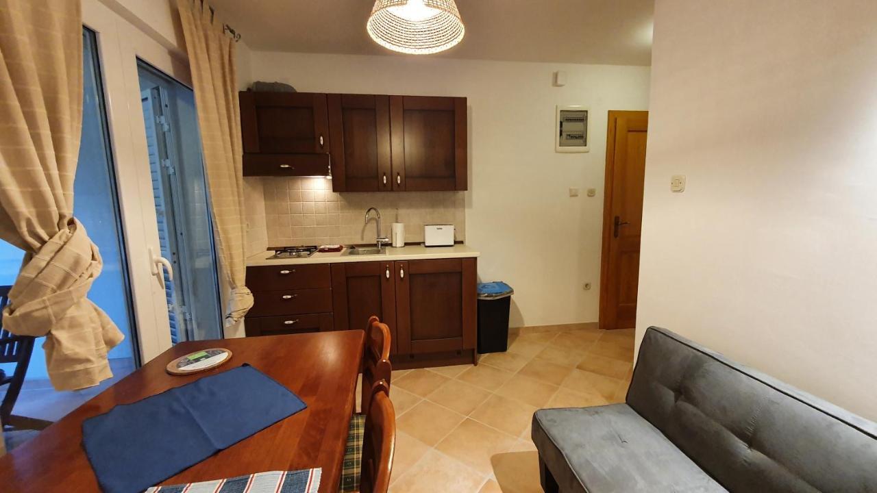 Sea Side Apartments 4* Нови Винодолски Екстериор снимка