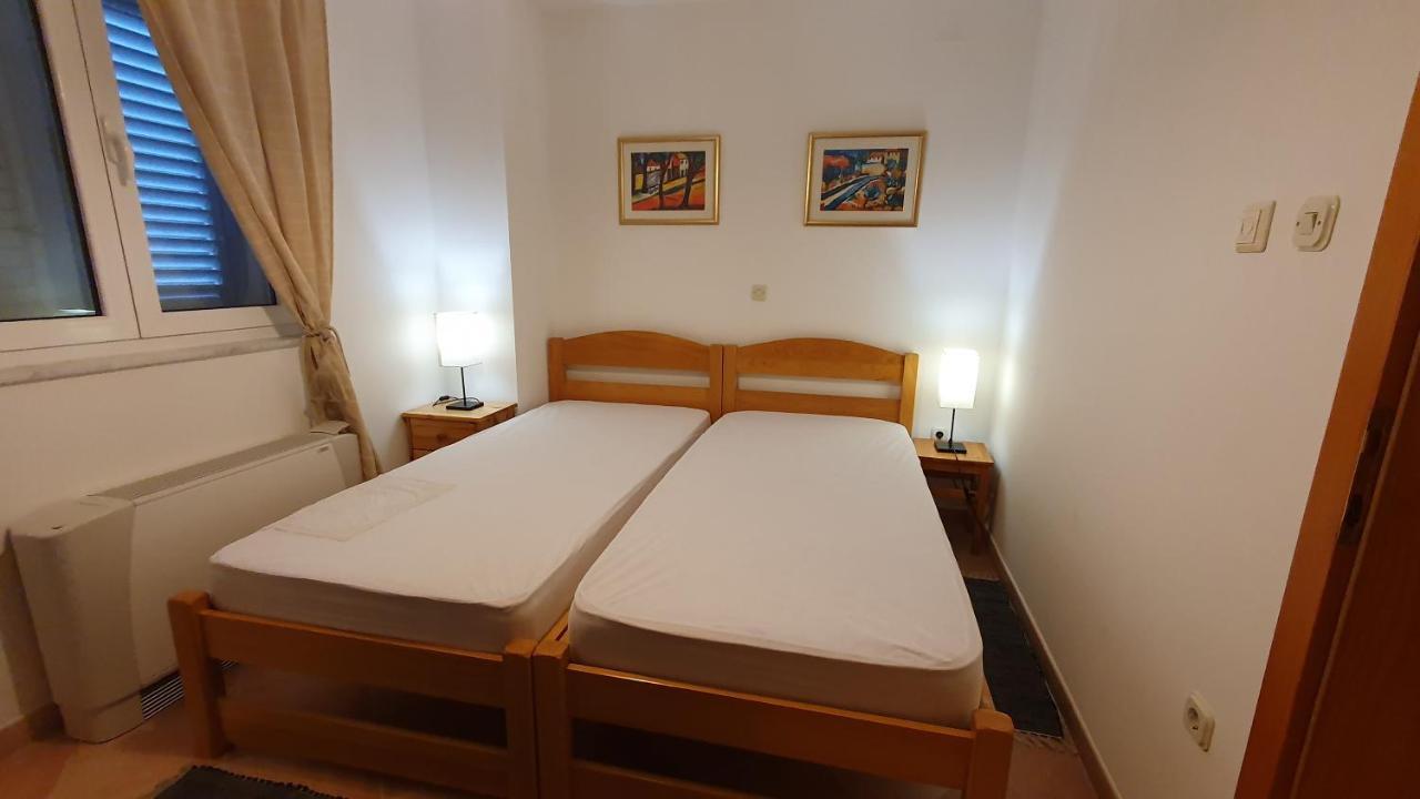Sea Side Apartments 4* Нови Винодолски Екстериор снимка