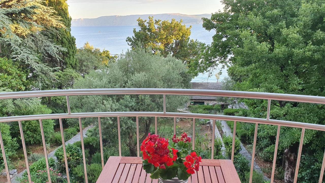 Sea Side Apartments 4* Нови Винодолски Екстериор снимка