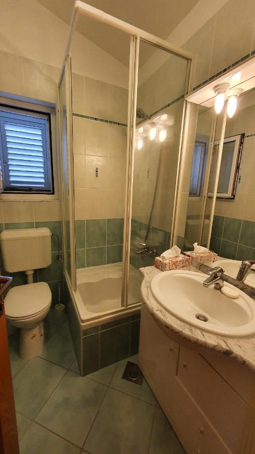 Sea Side Apartments 4* Нови Винодолски Екстериор снимка
